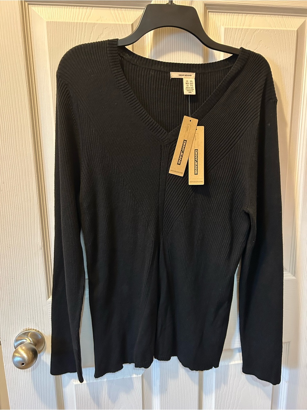 DKNY Jeans XXL Black Ribbed V-Neck Knit Top Sweater Long Sleeves NWT